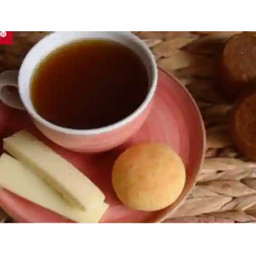 Agua de Panela, Queso y Almojábana C7