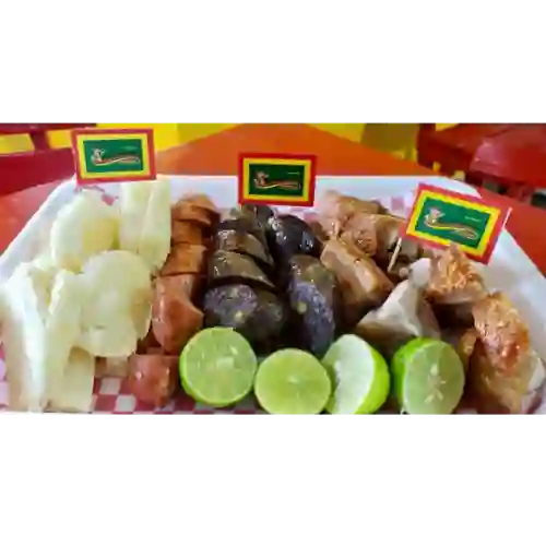 el Combo de la Toty