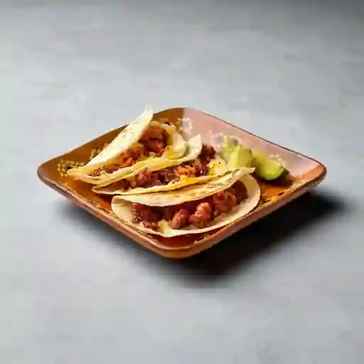 Quesadillas de Longaniza y Chicharrón X3