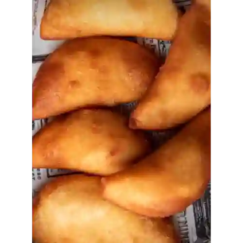 Empanada de Jamon con con Queso