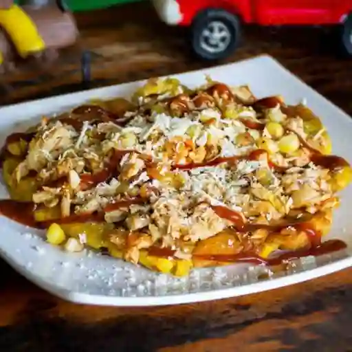 Patacón con Carne Desmechada