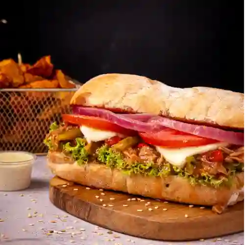 Sándwich de Bondiola y Papas Artesanales