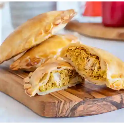 Empanada Pollo Grande
