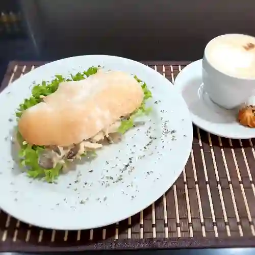 Sándwich de Pollo