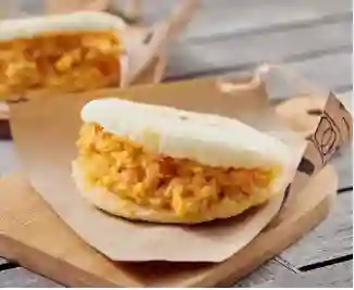 Arepa con Pericos