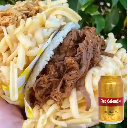 Combo Arepa Peluda + Cerveza Club Colombia de 330 ml