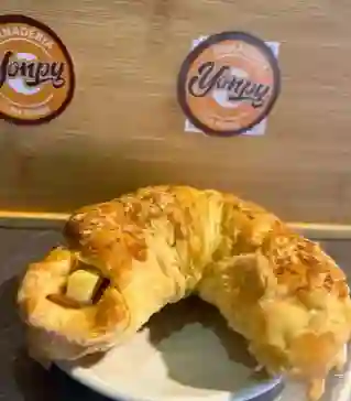 Croissant Jamon y Queso