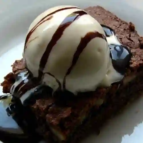 Brownie + Helado