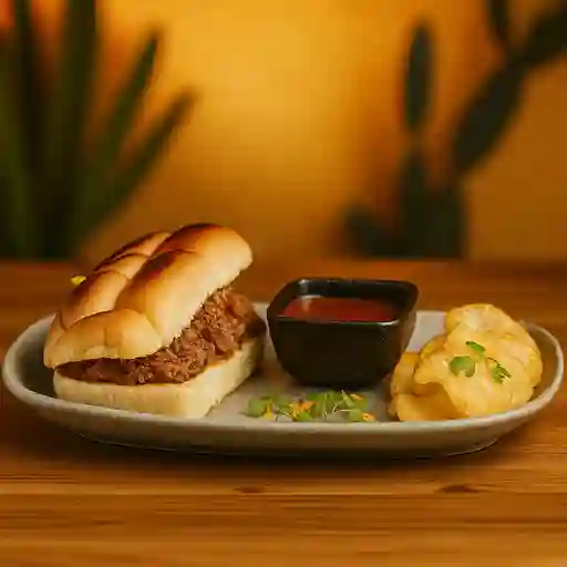 Torta de birria plaza mx