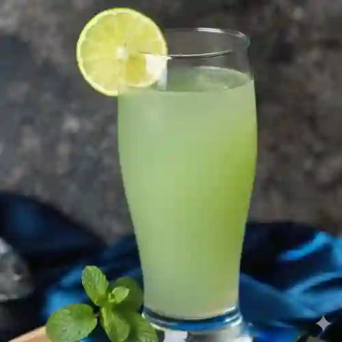 Limonada de Hierba Buena