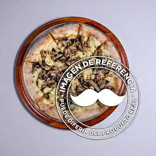 Pizza Familiar Extragrande Di Manzo Al Formagio