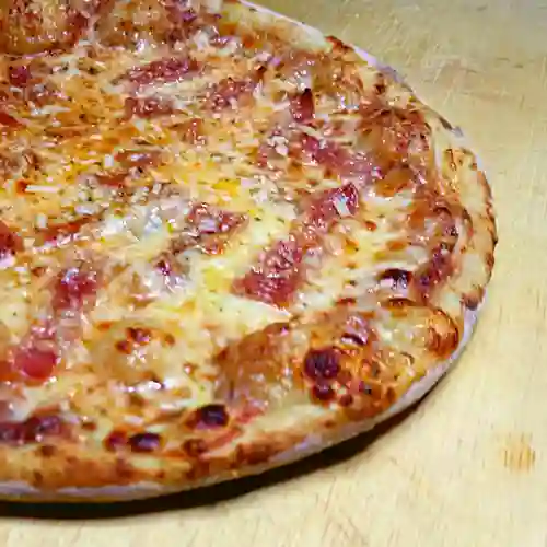 Pizza Tocineta & Parmessano