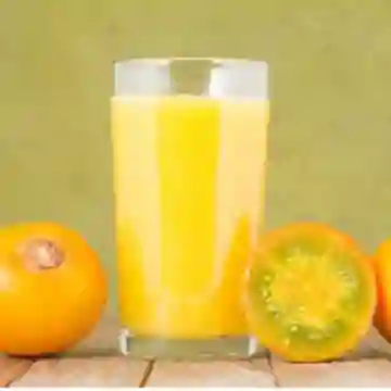 Jugo de Lulo en Leche