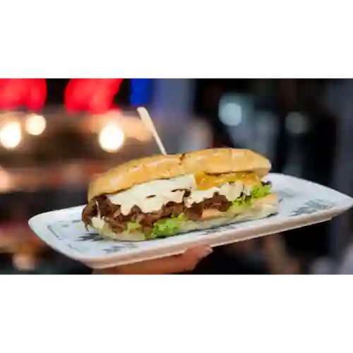 Sándwich la Bestia Del Fuego