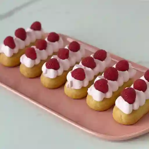 Mini eclair frutos rojos