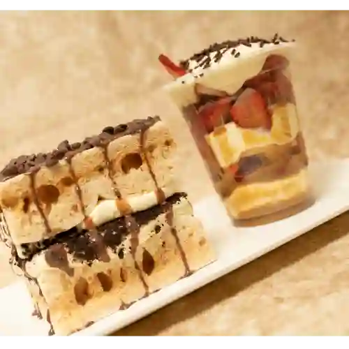 Combo merengón doble y fresas con crema