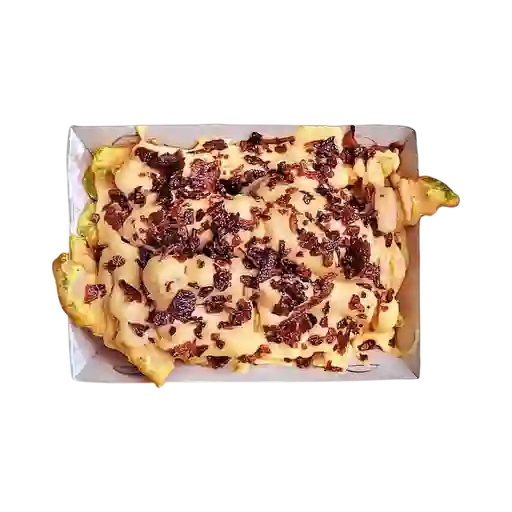 Papitas con Queso y Tocineta