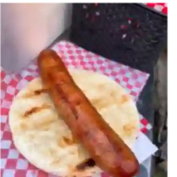 Arepa con Chorizo
