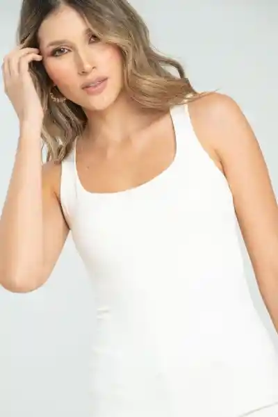 Top Basic Color Marfil Talla S Ragged