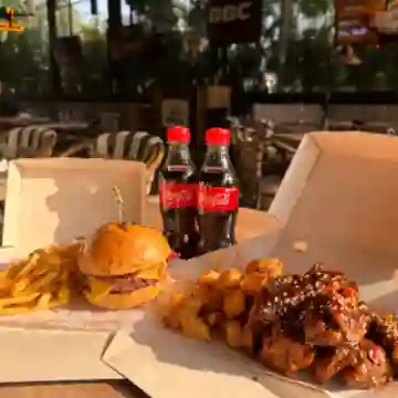 Combo Hamburgesa Real Bacon + Alitas Bbq