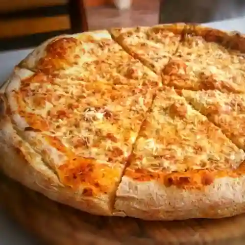 Pizza Cuatro Quesos