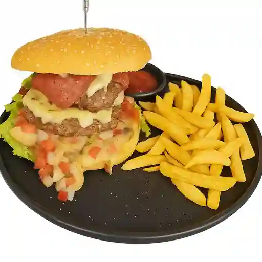 Hamburguesa meramera con papas
