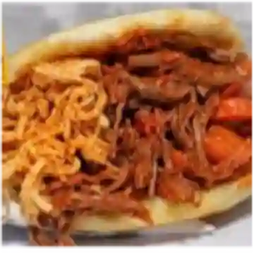 Arepa Mixta Carne y Pollo