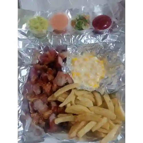 Picada de Chicharon Al Barril