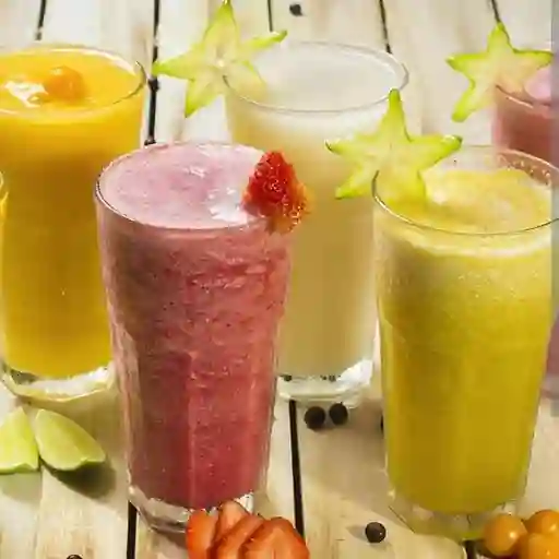 Jugo natural en leche