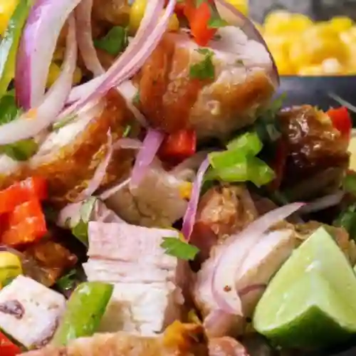 Ceviche Mixto (Chorizo Santarrosano y Chicharron)