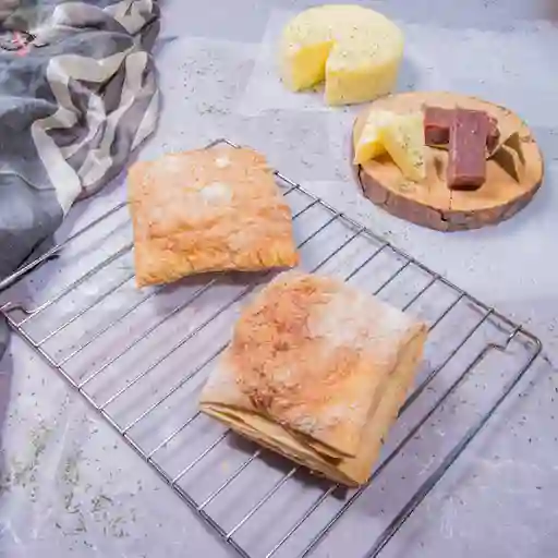 Pastel de Guayaba y Queso