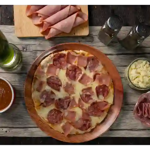 Pizza Salami Jamón