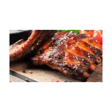Almuerzo con Costilla Al Barril