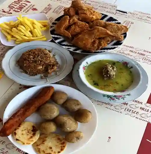 Pollo Broaster con Arroz Chino