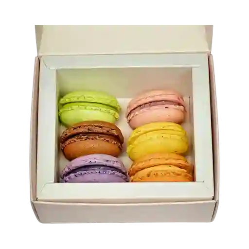 Combo Caja de 6 Macarons y Vaso de Minimacarons
