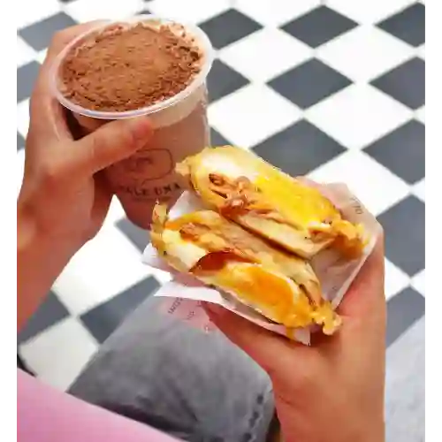 Pato Go Huevo Tocineta + Milo Frio