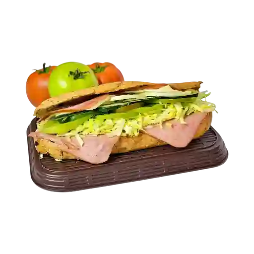 Sándwich Especial Triple Jamon