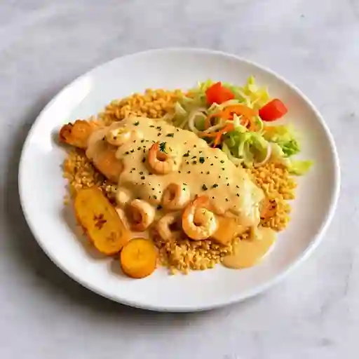 Filete de Basa en Salsa de Camarón