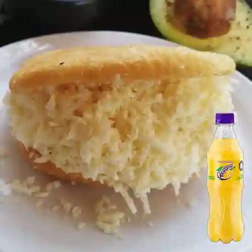 Combo Arepa Costeña + Quatro Original 400ML