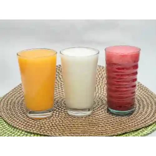 Jugos Naturales en Agua 600 ml