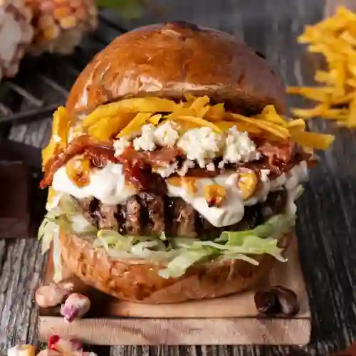 Moka Burger Burger + Papas