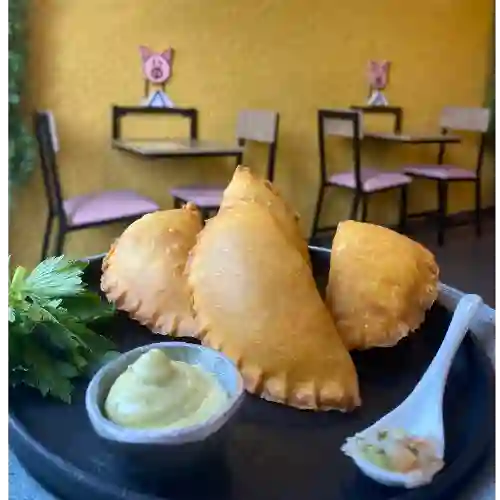 Empanada de Lechona