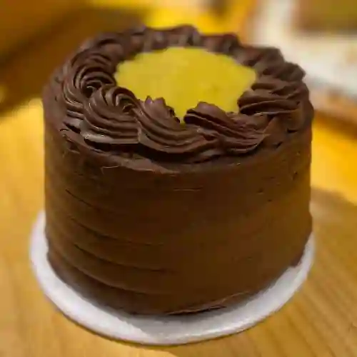 Torta de Chocolate con Maracuyá