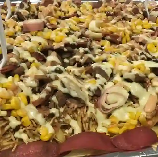 Salchipapa Alemana