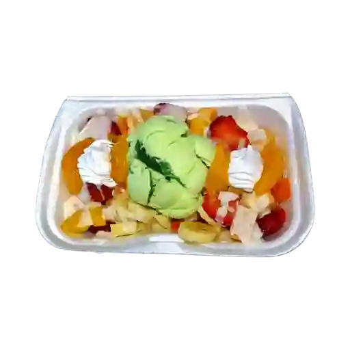 Ensalada Frutas con Helado
