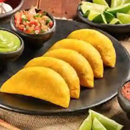 Empanada de Pollo y Champiñones