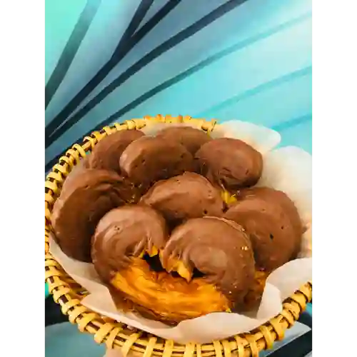 Corazones de Hojaldre con Chocolate