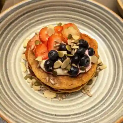 Pancakes de Avena con Fruta