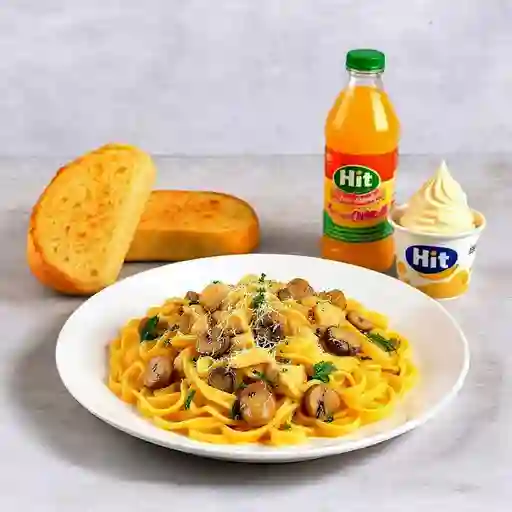 Pasta Con Pollo Y Espinaca