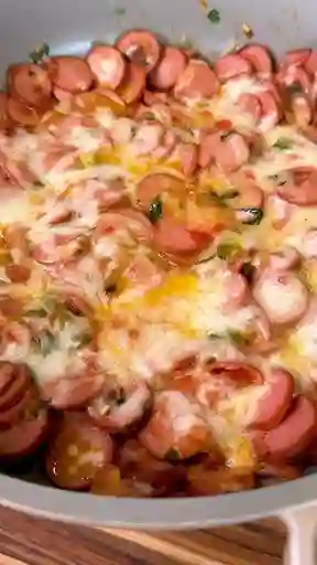 Salchimita y Queso Extra